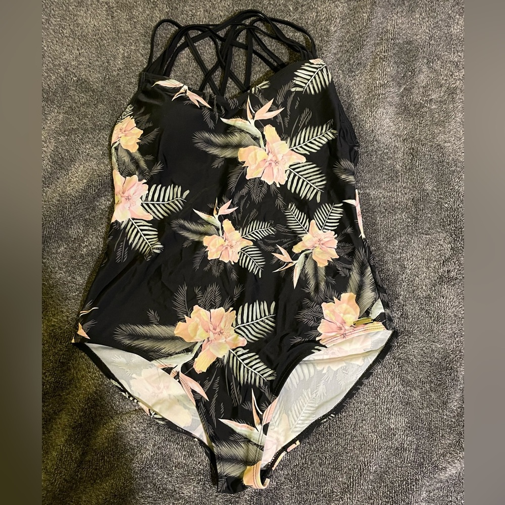 Women’s swim suit Size:XL